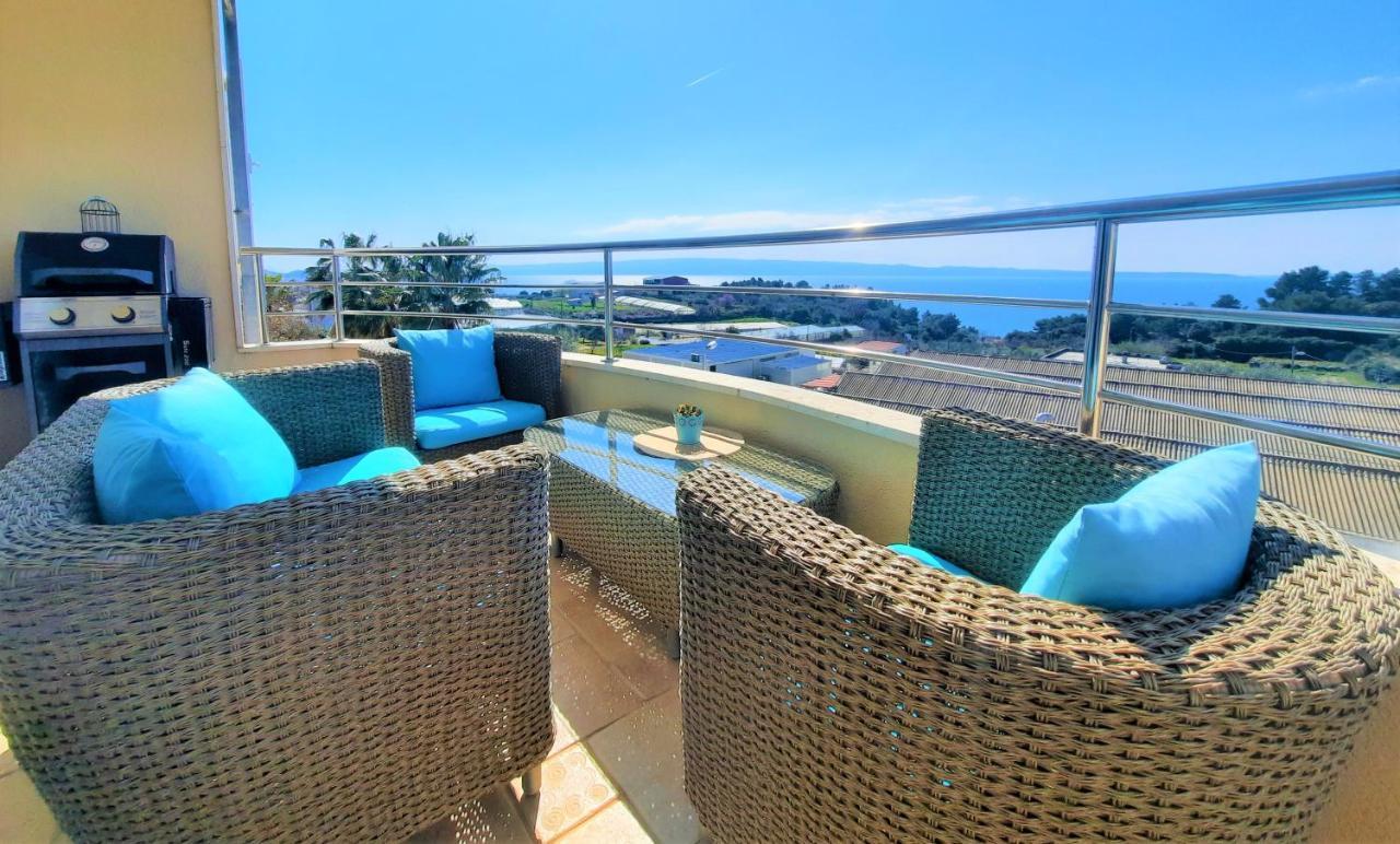 Sea View- Spacious Apartment With Shared Pool Split Eksteriør bilde